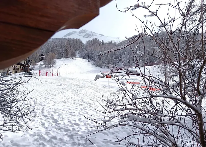 Chaletauxorres Au Pied Des Pistes Et Skis Aux Pieds