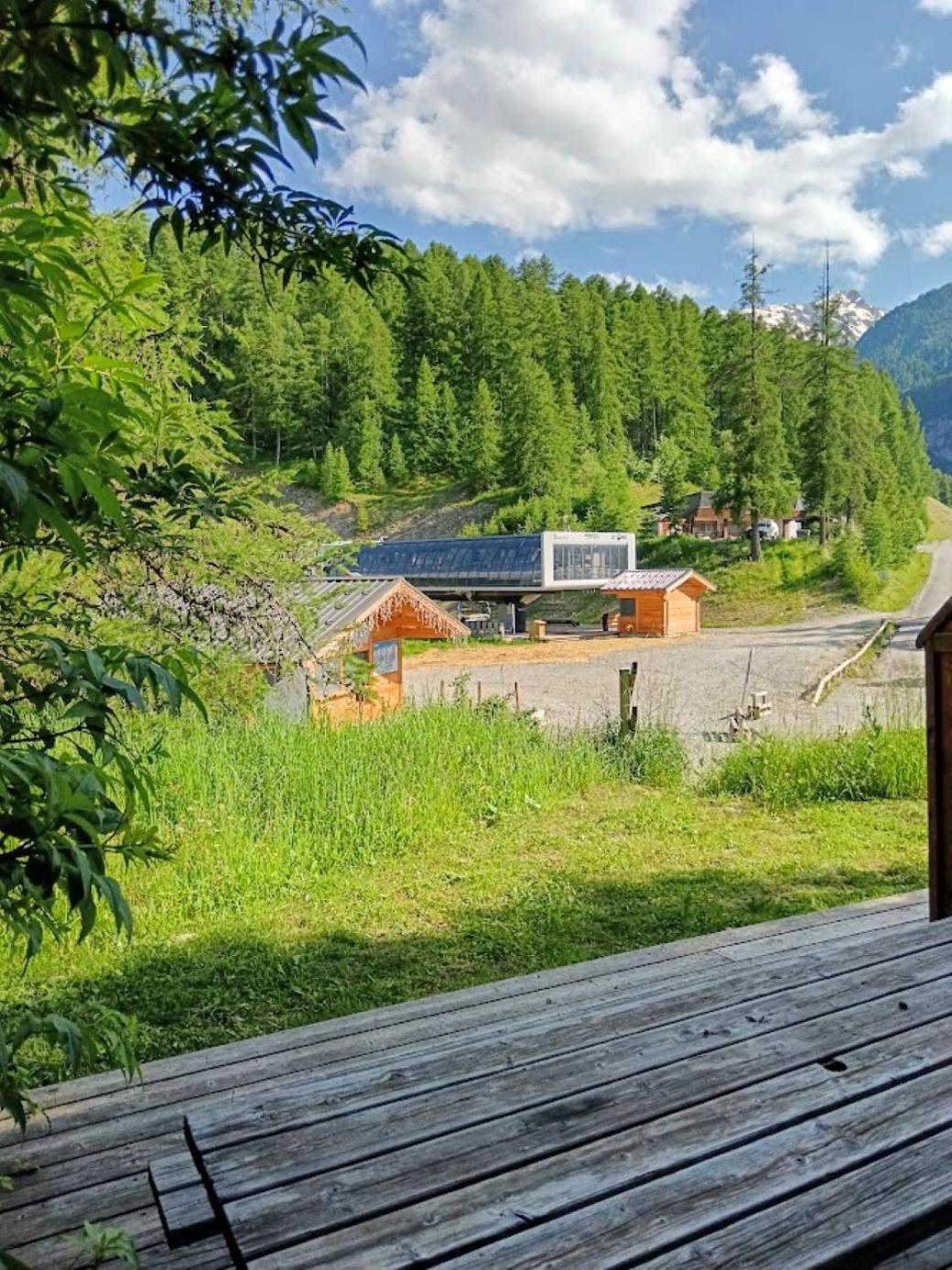 Chaletauxorres Au Pied Des Pistes Et Skis Aux Pieds Chalet *