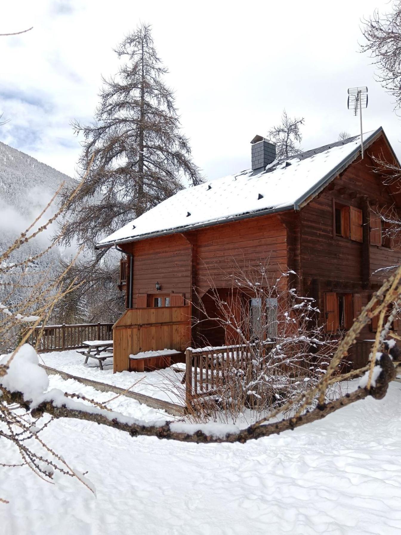 Chaletauxorres Au Pied Des Pistes Et Skis Aux Pieds Chalet *